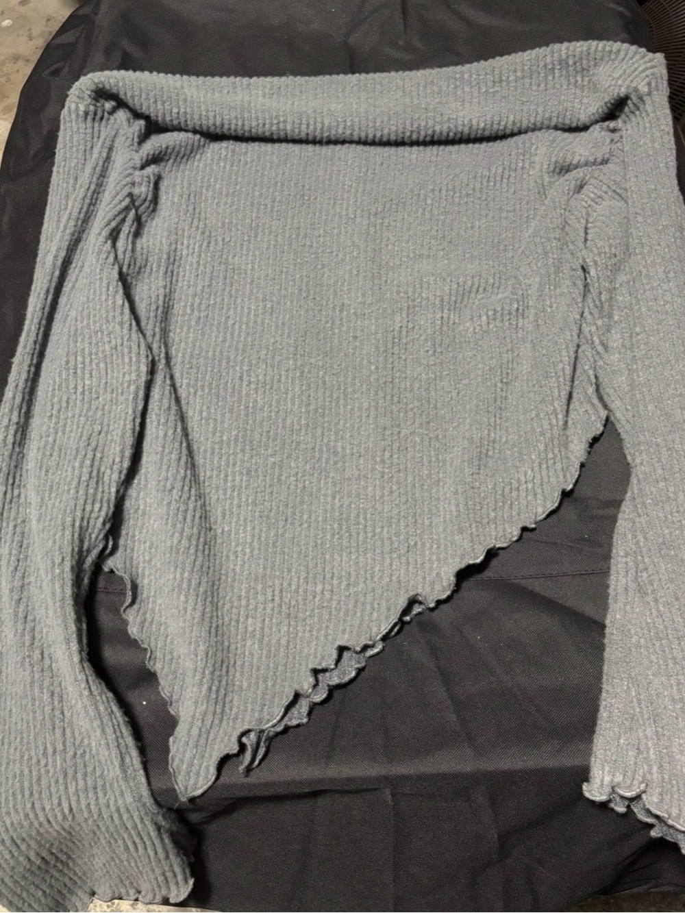 Women’s Gray Ribbed Sweater - 1XL